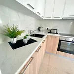 Merika Complex 1 Perivolia