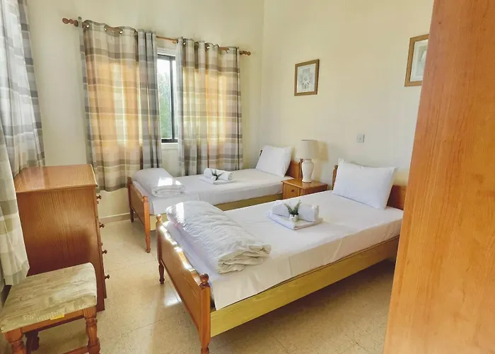 Merika Complex 1 * Perivolia