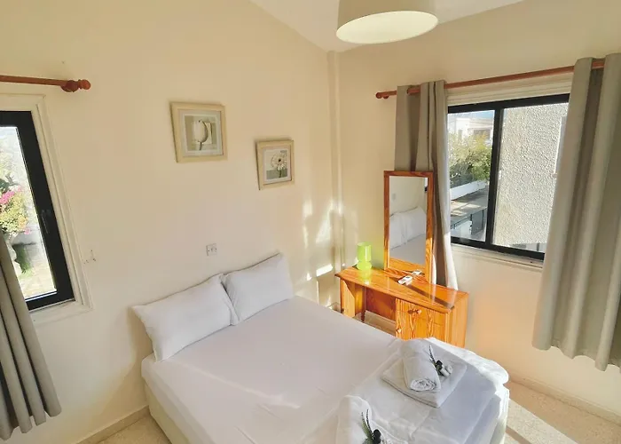 Merika Complex 1 * Perivolia